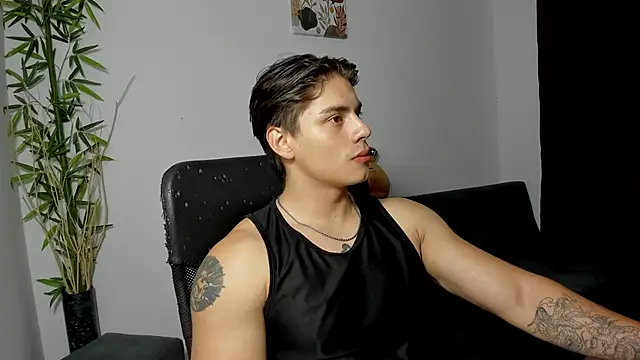 Giordano Russo online show from February 12, 2025, 2:35 am