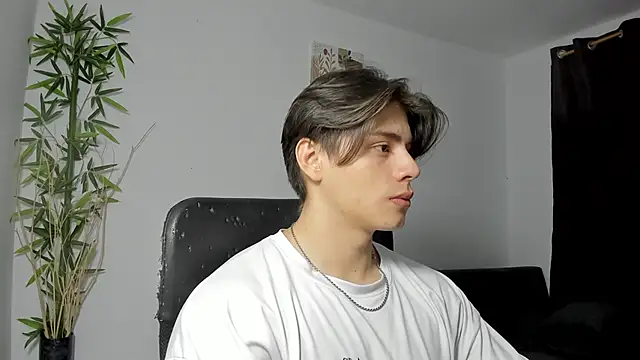 Giordano Russo online show from February 21, 2025, 2:39 am