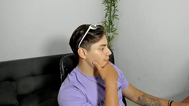 Giordano Russo online show from March 9, 2025, 7:48 pm