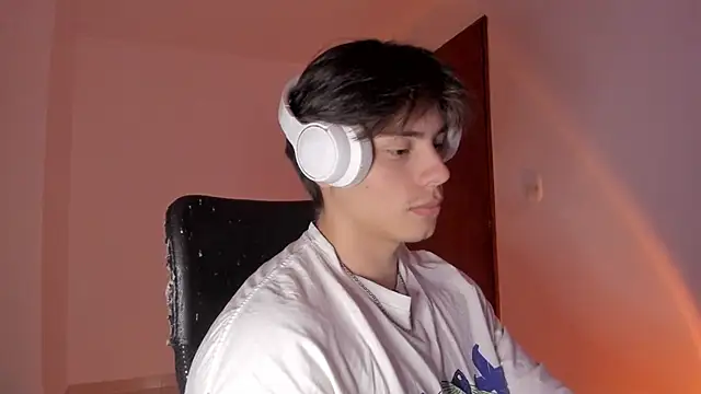 Giordano Russo online show from October 11, 2025, 8:29 pm