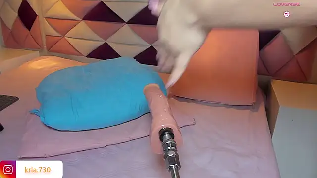  kaarla  online show from February 27, 2025, 6:07 am