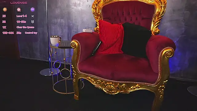 EmpressDesires online show from February 24, 2025, 6:38 am