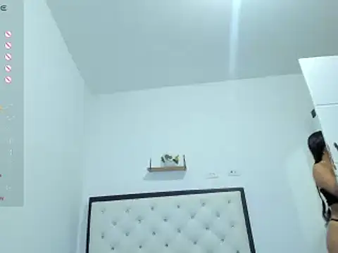 Snapshot of CuteLatinaxx chatting on December 6, 2024, 12:38 pm CuteLatinaxx online show from December 6, 2024, 12:38 pm