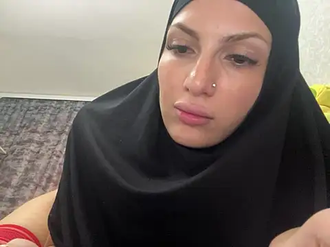 GumusGuray online show from February 10, 2025, 12:29 pm