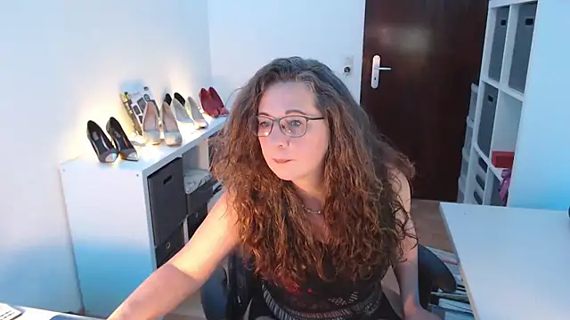 GeilesLuder75 online show from February 16, 2025, 5:04 pm