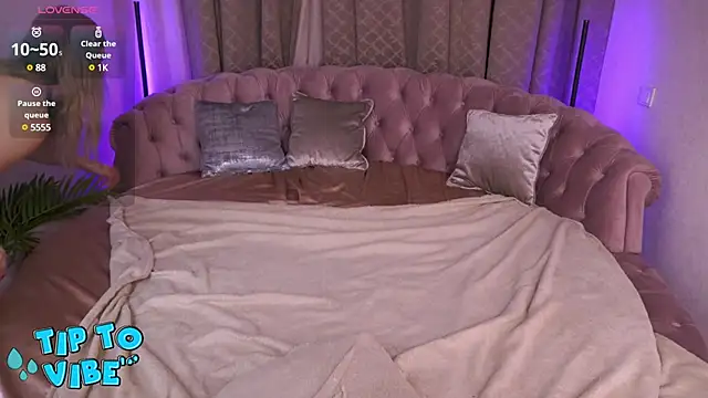 CassandraGood online show from March 9, 2025, 3:11 am