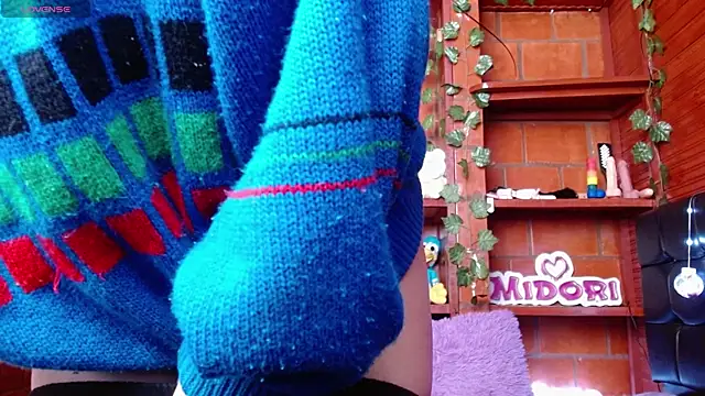 Snapshot of MidoriQuiinn chatting on May 12, 2026, 4:04 pm MidoriQuiinn online show from May 12, 2026, 4:04 pm