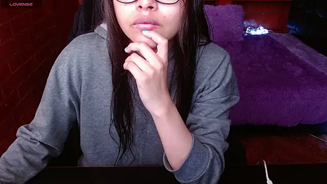 Snapshot of MidoriQuiinn chatting on July 26, 2026, 4:03 pm MidoriQuiinn online show from July 26, 2026, 4:03 pm