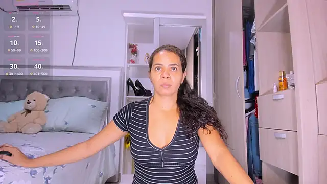 sharonDulce online show from March 6, 2025, 1:27 am