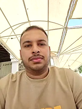 Snapshot of vishnuvinod_india chatting on May 25, 2026, 5:02 am vishnuvinod india online show from May 25, 2026, 5:02 am