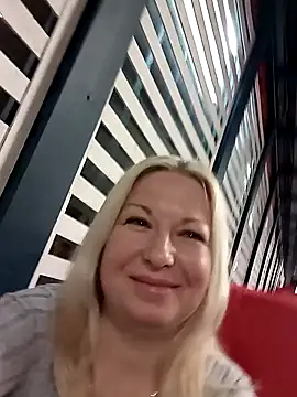 Arina smiles online show from January 17, 2025, 7:38 pm
