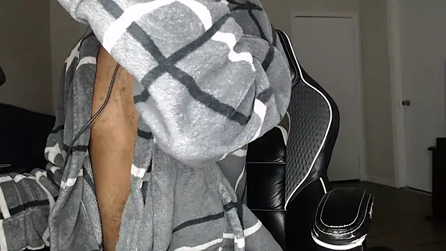 ChrisVacher online show from December 15, 2025, 11:31 pm