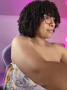 DannaBerry online show from November 13, 2025, 3:55 pm