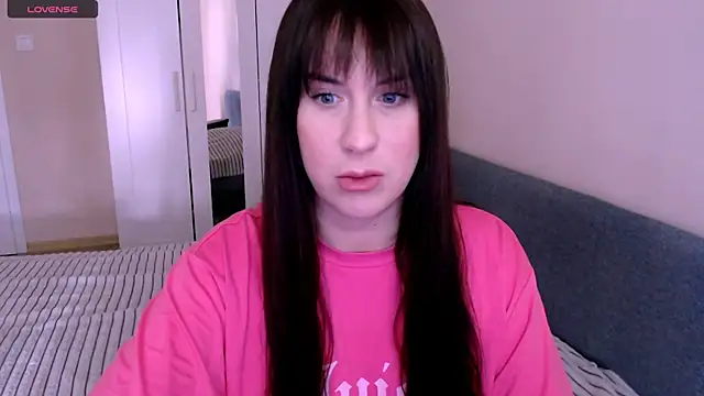 LadyStacy online show from April 12, 2026, 10:20 am