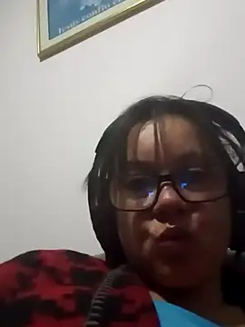 Sonialorens  online show from March 16, 2025, 11:57 pm