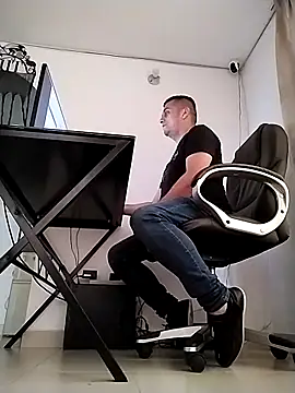 starplss online show from October 11, 2025, 9:24 pm