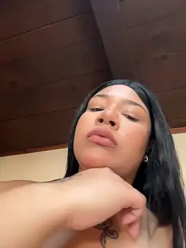 IamSashaLuv online show from February 19, 2026, 4:03 pm