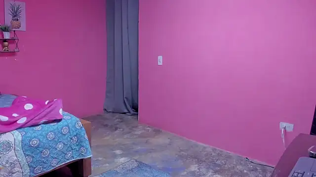 Emma lean online show from February 19, 2025, 3:16 pm