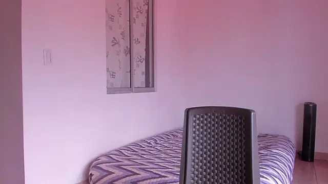 Emma lean online show from December 18, 2025, 4:02 pm