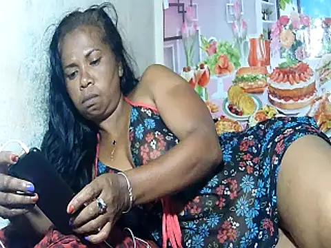 Hyncam online show from March 8, 2025, 11:49 pm