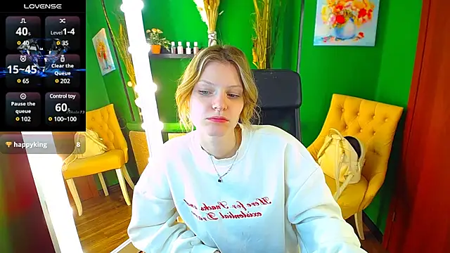 MaryHiggins online show from March 12, 2025, 1:51 pm