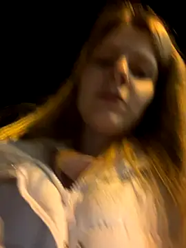 MaryHiggins online show from September 22, 2025, 6:32 pm