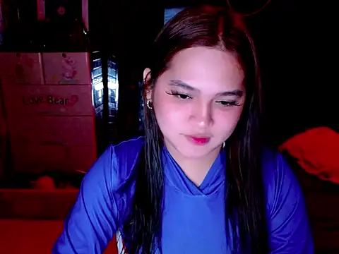 EmpressYna online show from July 22, 2026, 8:55 pm