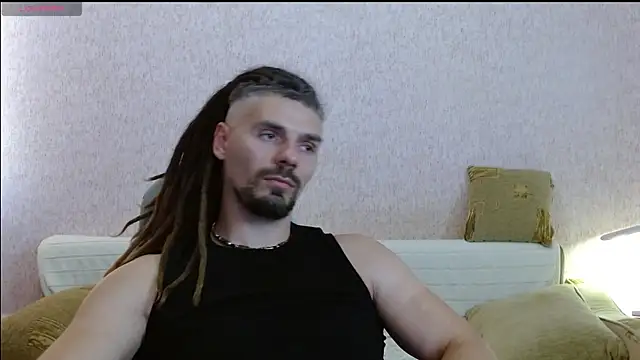 Snapshot of Aestheticguy101 chatting on July 6, 2026, 4:31 pm Aestheticguy101 online show from July 6, 2026, 4:31 pm