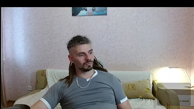 Snapshot of Aestheticguy101 chatting on July 26, 2026, 1:18 pm Aestheticguy101 online show from July 26, 2026, 1:18 pm