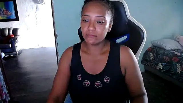 marysol83 online show from November 30, 2025, 7:51 pm