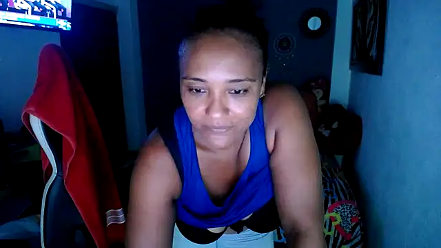 marysol83 online show from March 28, 2026, 12:10 am