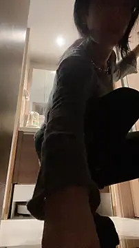 Snapshot of CrytinaSissyCrossdress chatting on October 27, 2025, 3:16 pm CrytinaSissyCrossdress online show from October 27, 2025, 3:16 pm