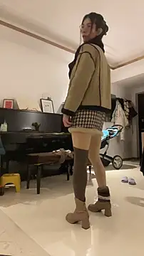 Snapshot of CrytinaSissyCrossdress chatting on December 20, 2025, 3:19 pm CrytinaSissyCrossdress online show from December 20, 2025, 3:19 pm