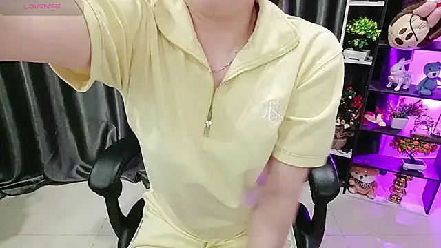 Yuki-yio online show from June 18, 2026, 1:17 am