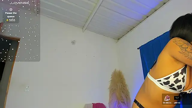 annita lopez online show from October 2, 2025, 11:01 pm