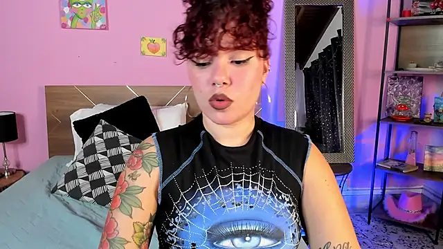 Amy art online show from January 15, 2025, 8:48 pm