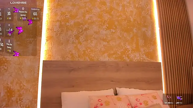 Alana 2916  online show from September 26, 2025, 3:54 am