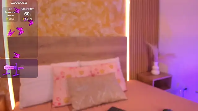 Alana 2916  online show from October 7, 2025, 3:47 am