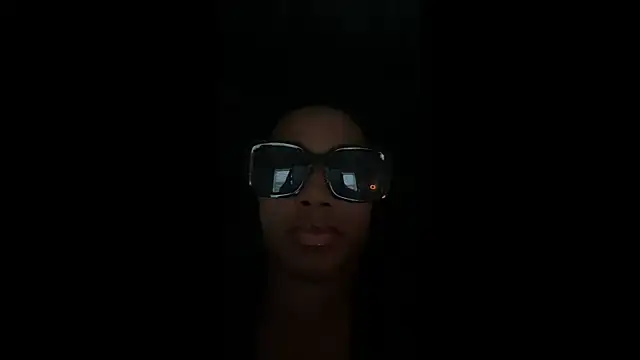 HoneyDripHer online show from November 20, 2025, 8:30 pm