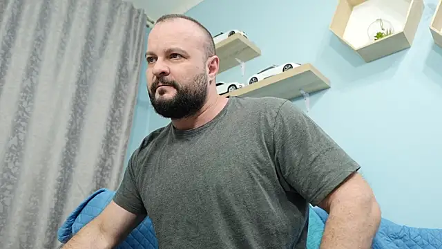 Muscle Bear online show from February 3, 2025, 2:02 pm