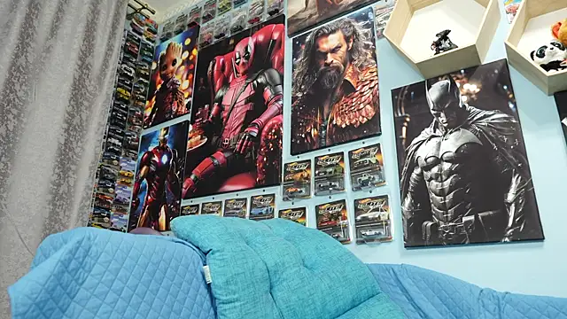 Muscle Bear online show from September 15, 2025, 4:18 pm