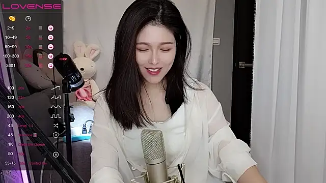 tw lala online show from December 13, 2024, 7:10 pm