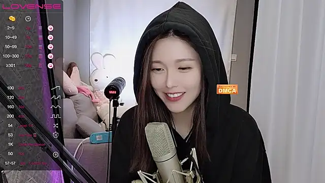 tw lala online show from January 17, 2025, 7:27 pm