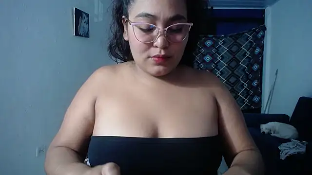 sirena 15 online show from September 29, 2025, 5:23 am