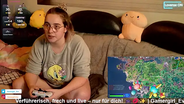 Snapshot of GamerGirl_Eve chatting on January 19, 2025, 7:15 pm GamerGirl Eve online show from January 19, 2025, 7:15 pm