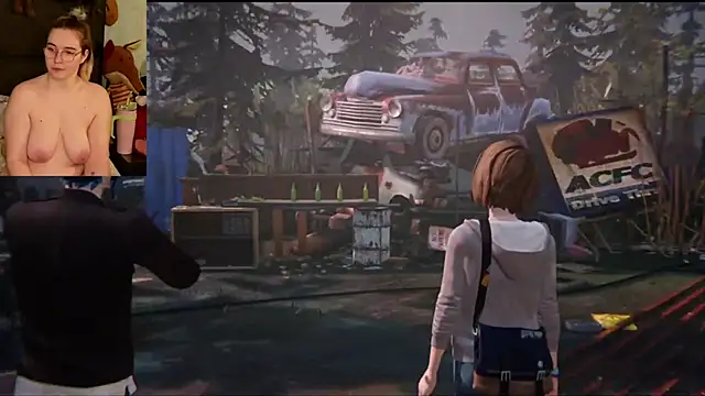 Snapshot of GamerGirl_Eve chatting on February 13, 2025, 7:21 pm GamerGirl Eve online show from February 13, 2025, 7:21 pm