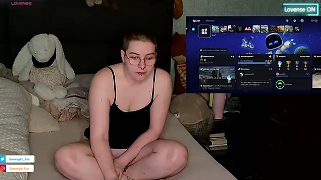 Snapshot of GamerGirl_Eve chatting on March 6, 2025, 6:59 pm GamerGirl Eve online show from March 6, 2025, 6:59 pm