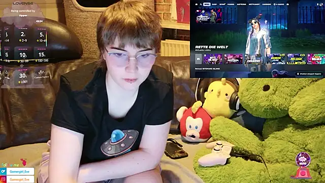 Snapshot of GamerGirl_Eve chatting on October 10, 2025, 6:51 pm GamerGirl Eve online show from October 10, 2025, 6:51 pm