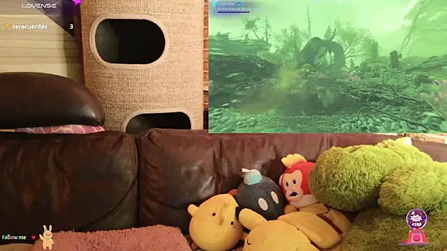 Snapshot of GamerGirl_Eve chatting on November 6, 2025, 7:15 pm GamerGirl Eve online show from November 6, 2025, 7:15 pm