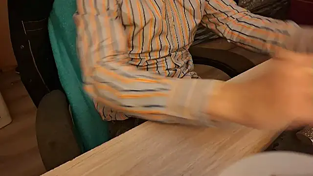 Danyell K287 online show from December 4, 2024, 9:35 pm